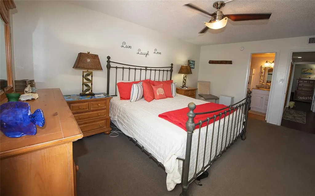 1571 S Atlantic Avenue New Smyrna Beach FL 32169