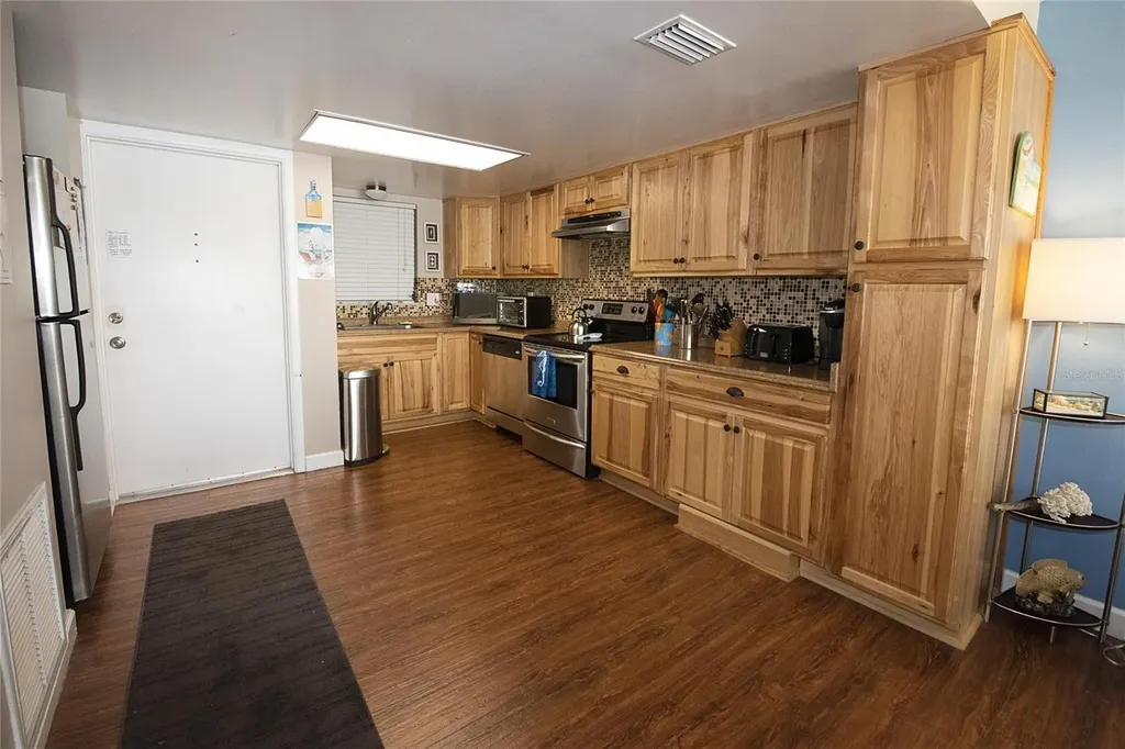 1571 S Atlantic Avenue New Smyrna Beach FL 32169
