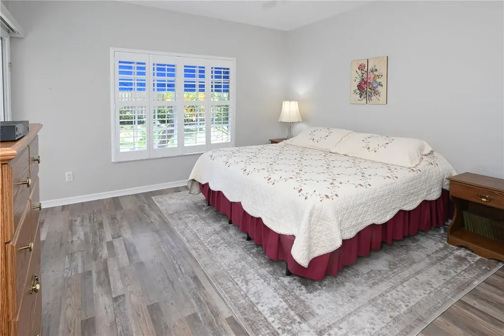 11300 Harbor Way Largo FL 33774