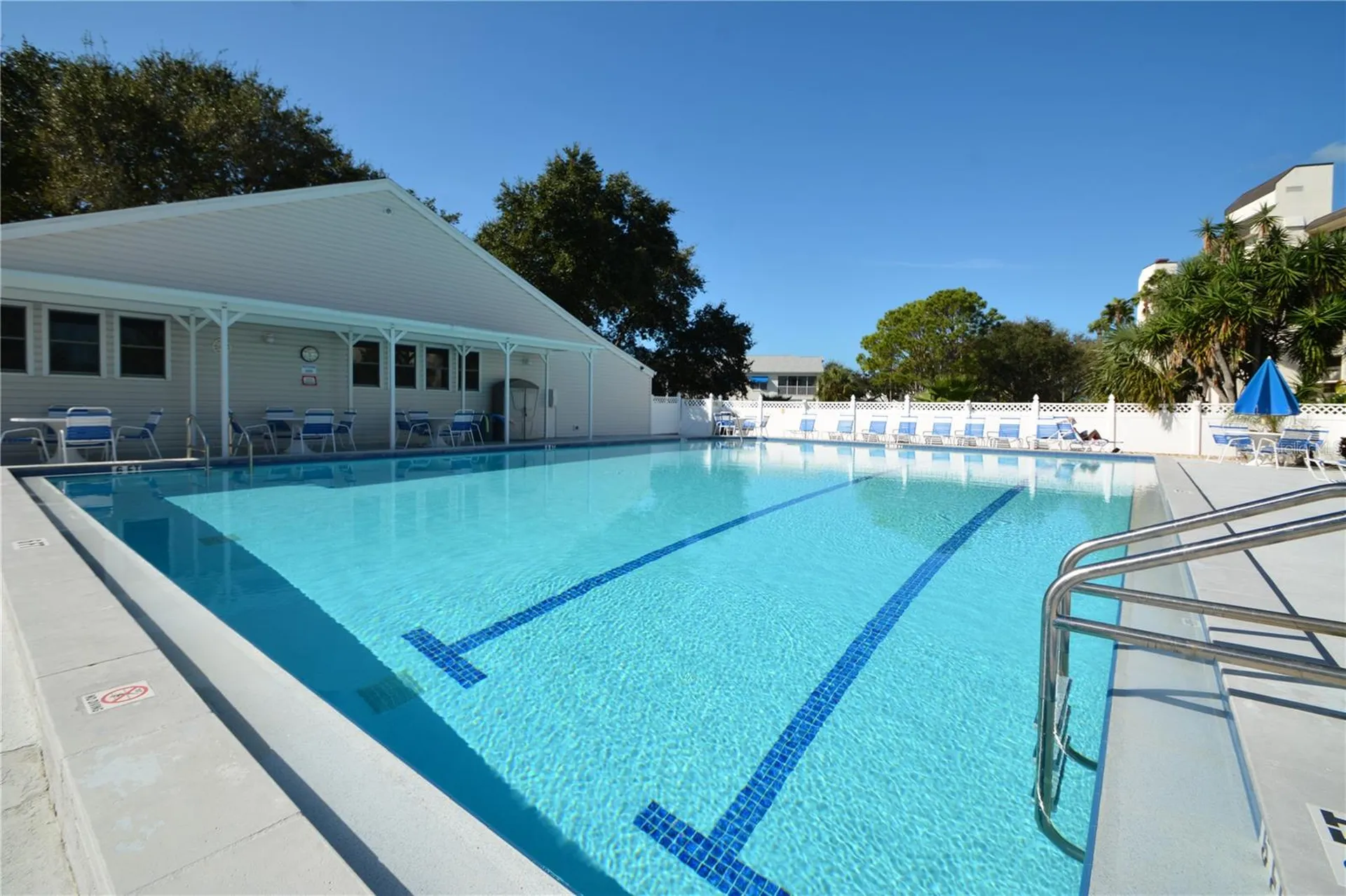 11300 Harbor Way Largo FL 33774