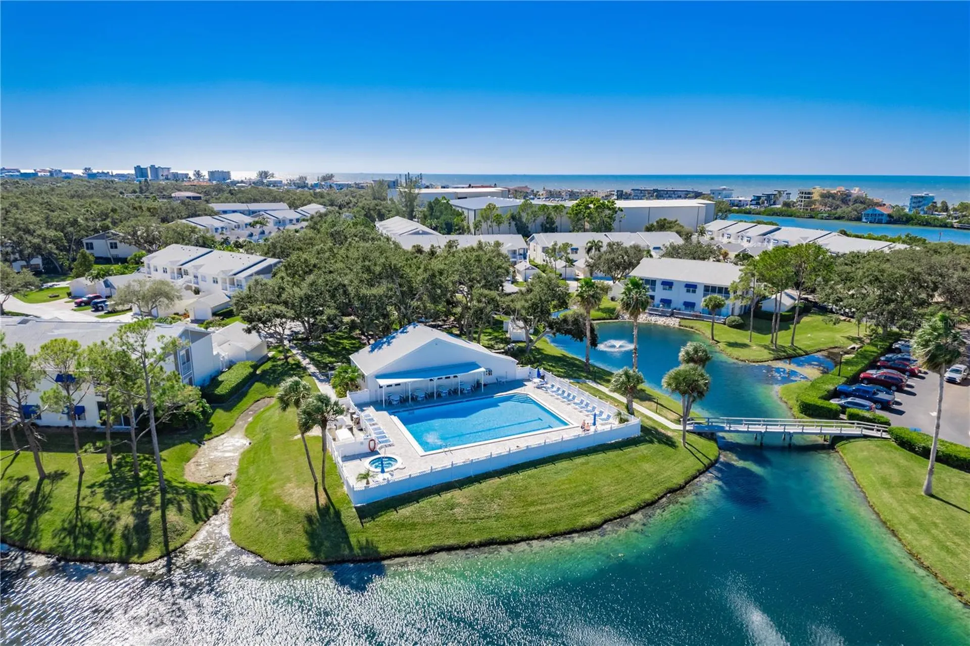 11300 Harbor Way Largo FL 33774