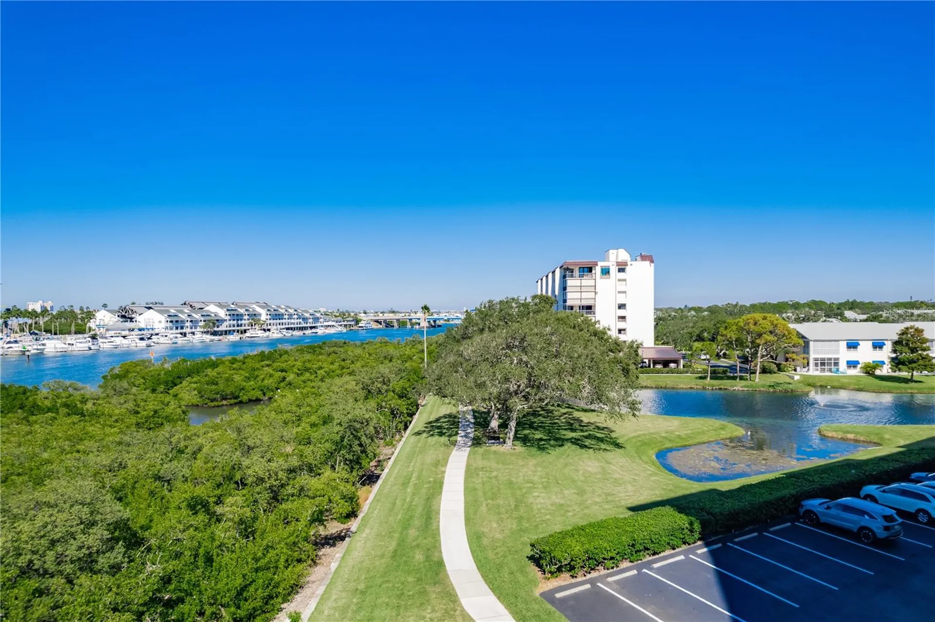 11300 Harbor Way Largo FL 33774