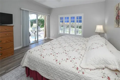 11300 Harbor Way Largo FL 33774