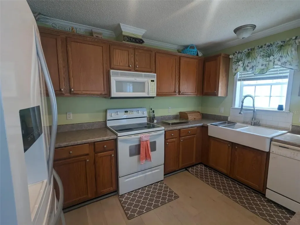 2100 Kings Highway Port Charlotte FL 33980