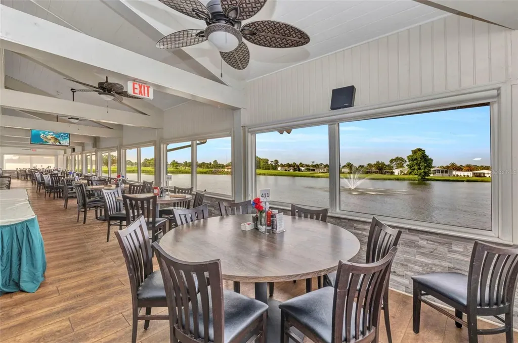 2100 Kings Highway Port Charlotte FL 33980