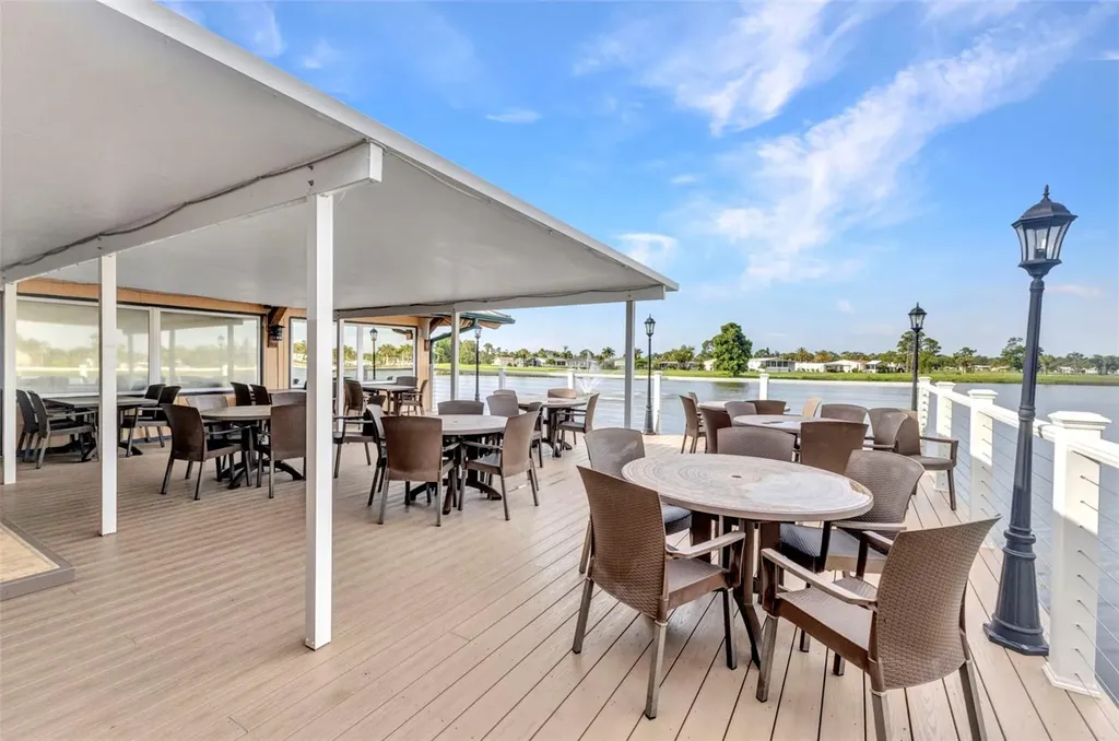 2100 Kings Highway Port Charlotte FL 33980