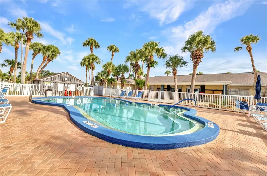 2100 Kings Highway Port Charlotte FL 33980