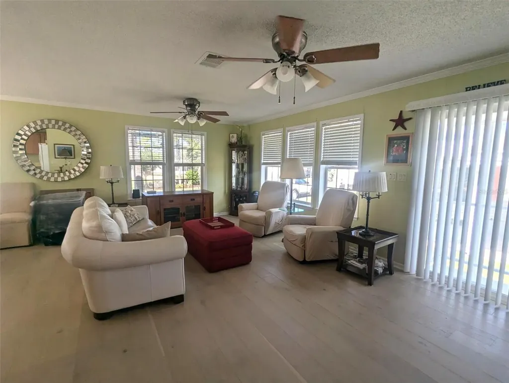 2100 Kings Highway Port Charlotte FL 33980