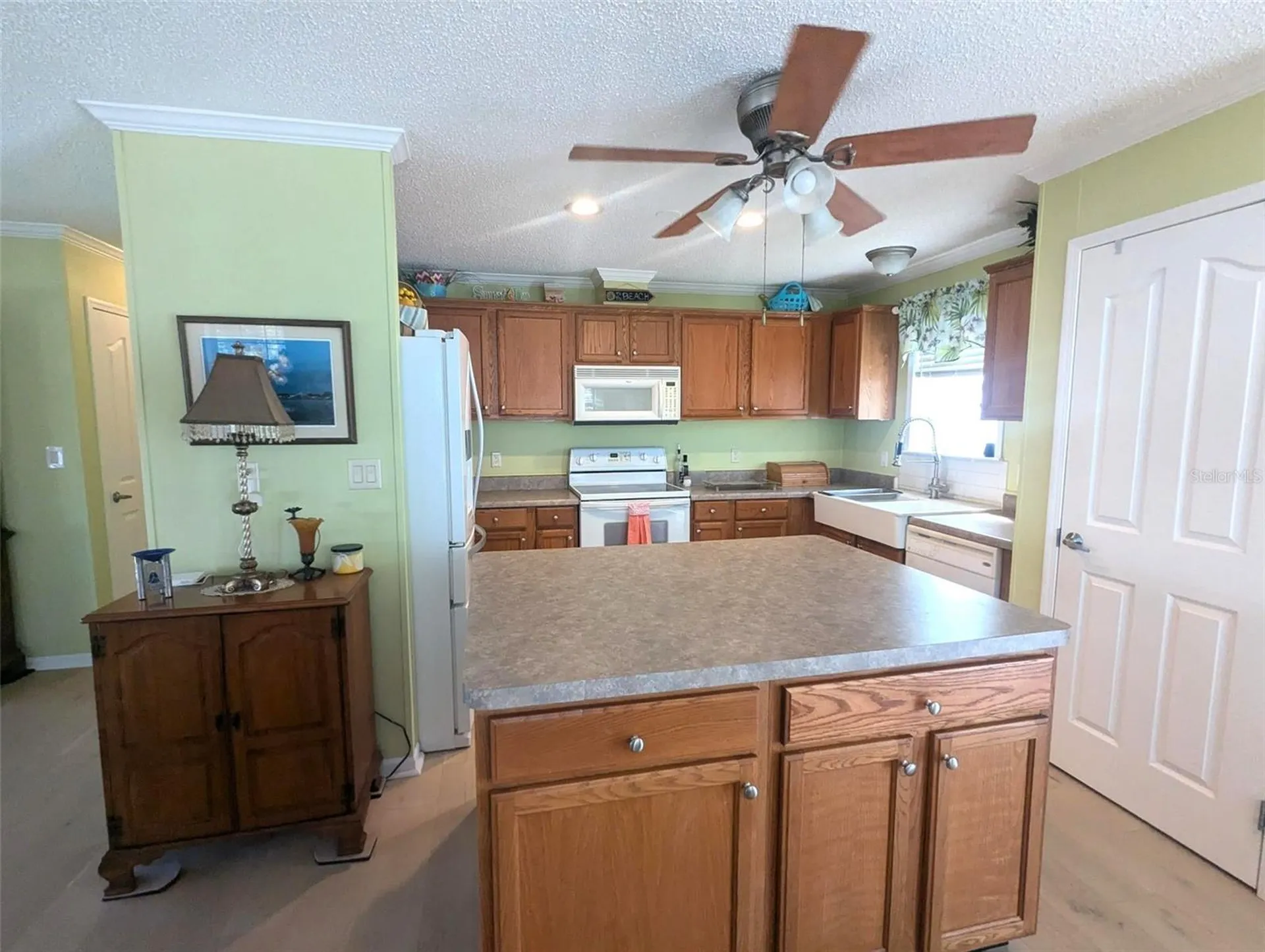 2100 Kings Highway Port Charlotte FL 33980