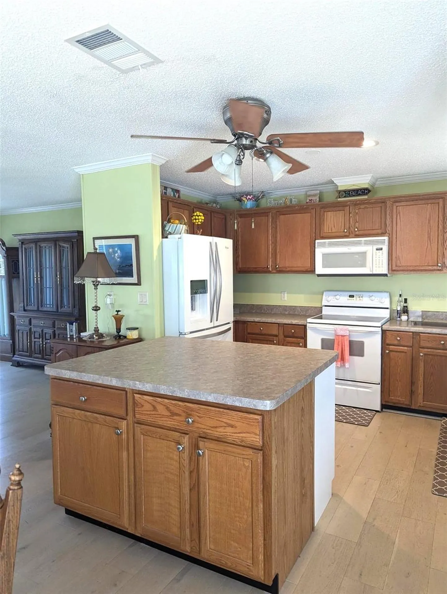 2100 Kings Highway Port Charlotte FL 33980