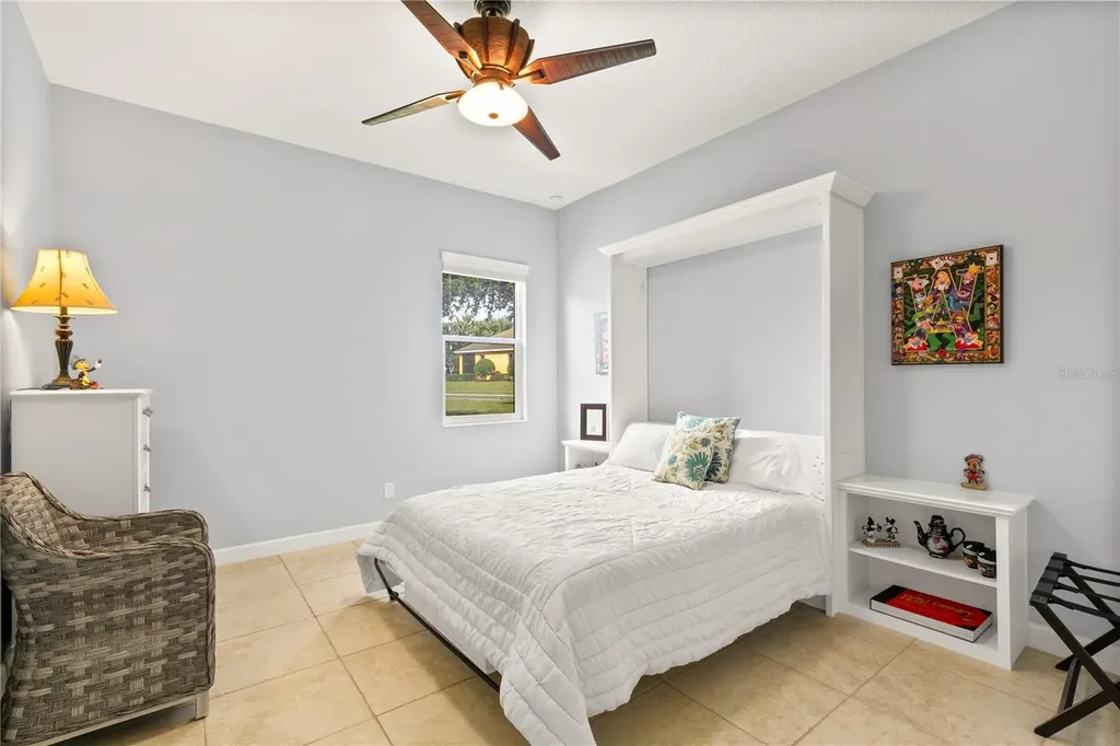 8065 Bridgeport Bay Circle Mount Dora FL 32757