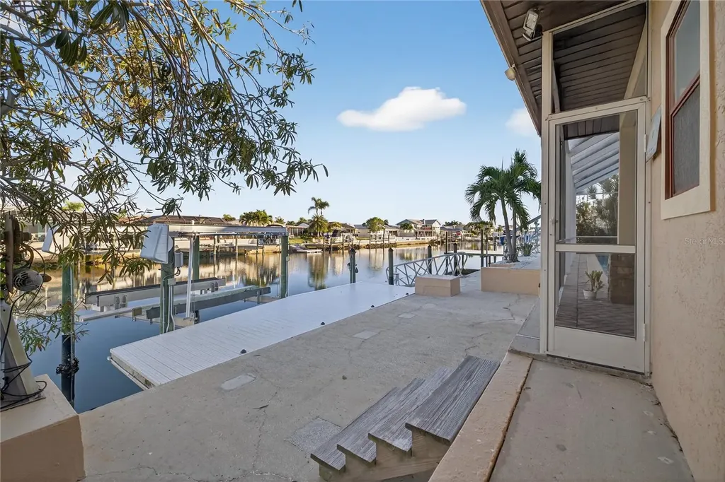 5124 South Shore Drive New Port Richey FL 34652