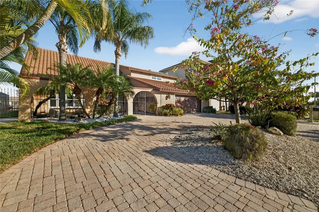 5124 South Shore Drive New Port Richey FL 34652