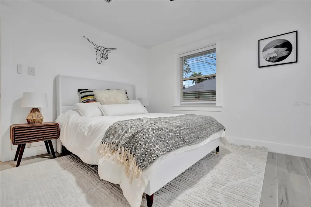 2713 4th Avenue W Bradenton FL 34205