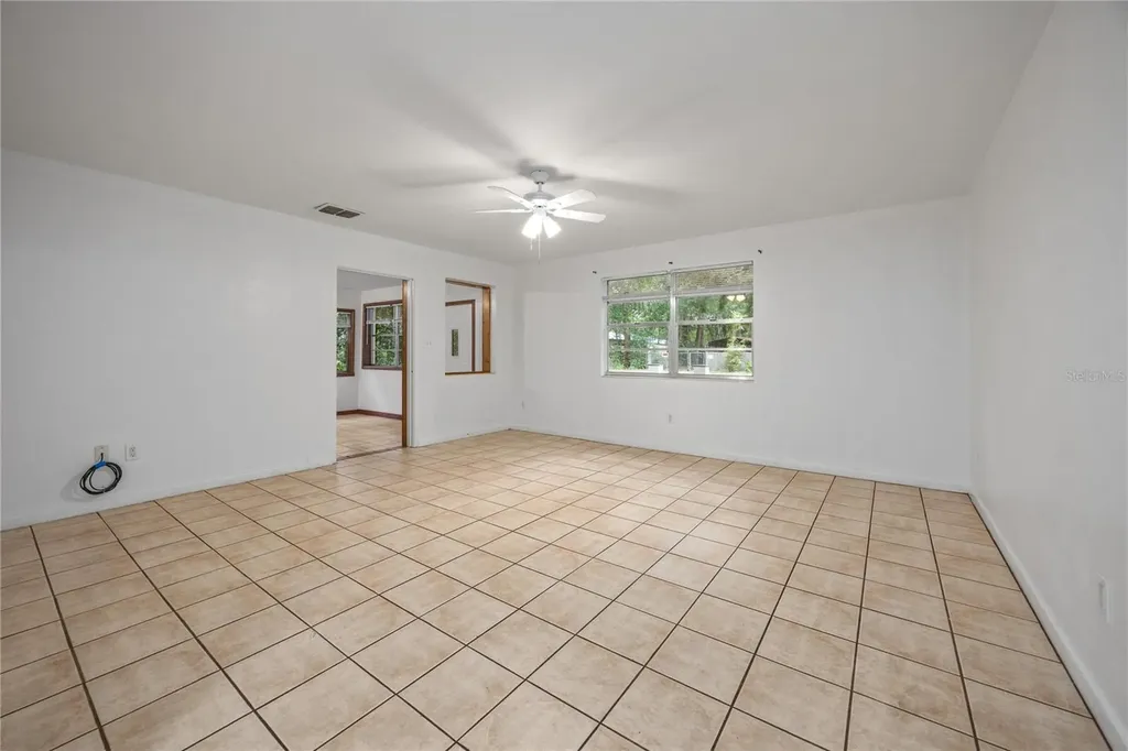 4156 NW 10th Street Gainesville FL 32609