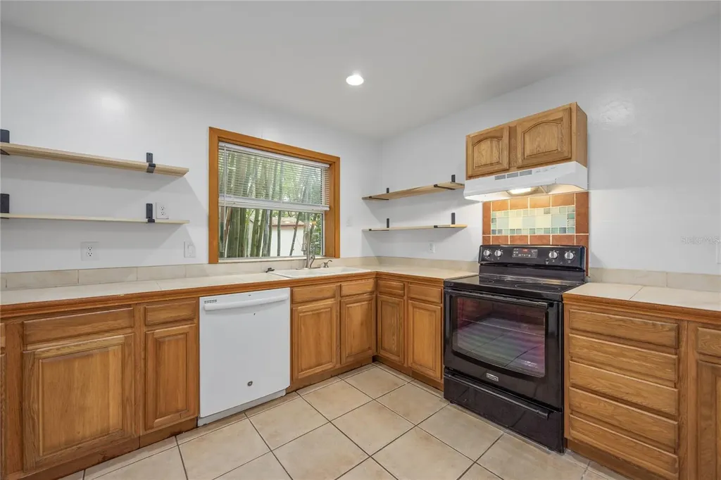 4156 NW 10th Street Gainesville FL 32609
