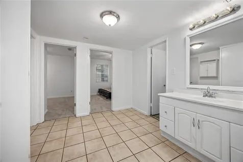 4156 NW 10th Street Gainesville FL 32609