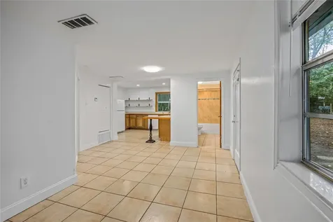 4156 NW 10th Street Gainesville FL 32609