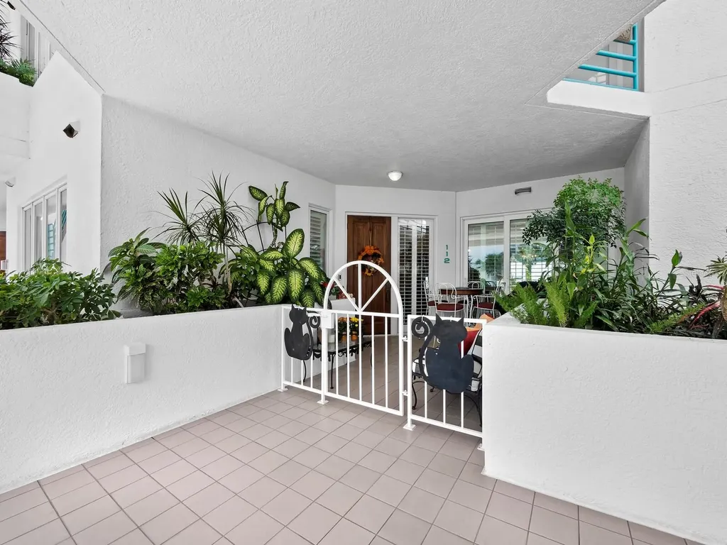 340 Gulf Of Mexico Drive Longboat Key FL 34228