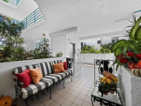 340 Gulf Of Mexico Drive Longboat Key FL 34228