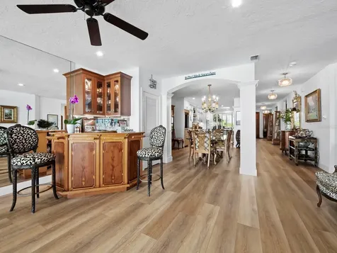 340 Gulf Of Mexico Drive Longboat Key FL 34228