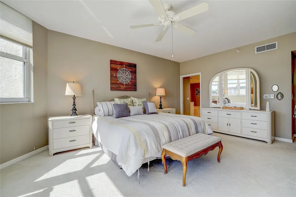 1800 Benjamin Franklin Drive Sarasota FL 34236