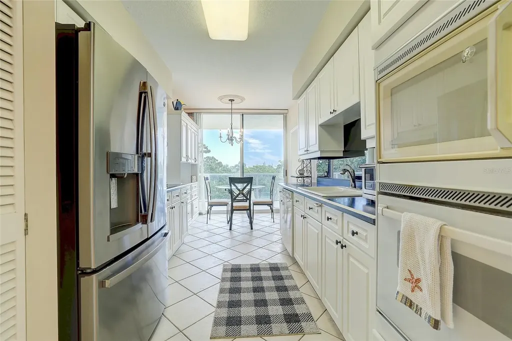 1800 Benjamin Franklin Drive Sarasota FL 34236