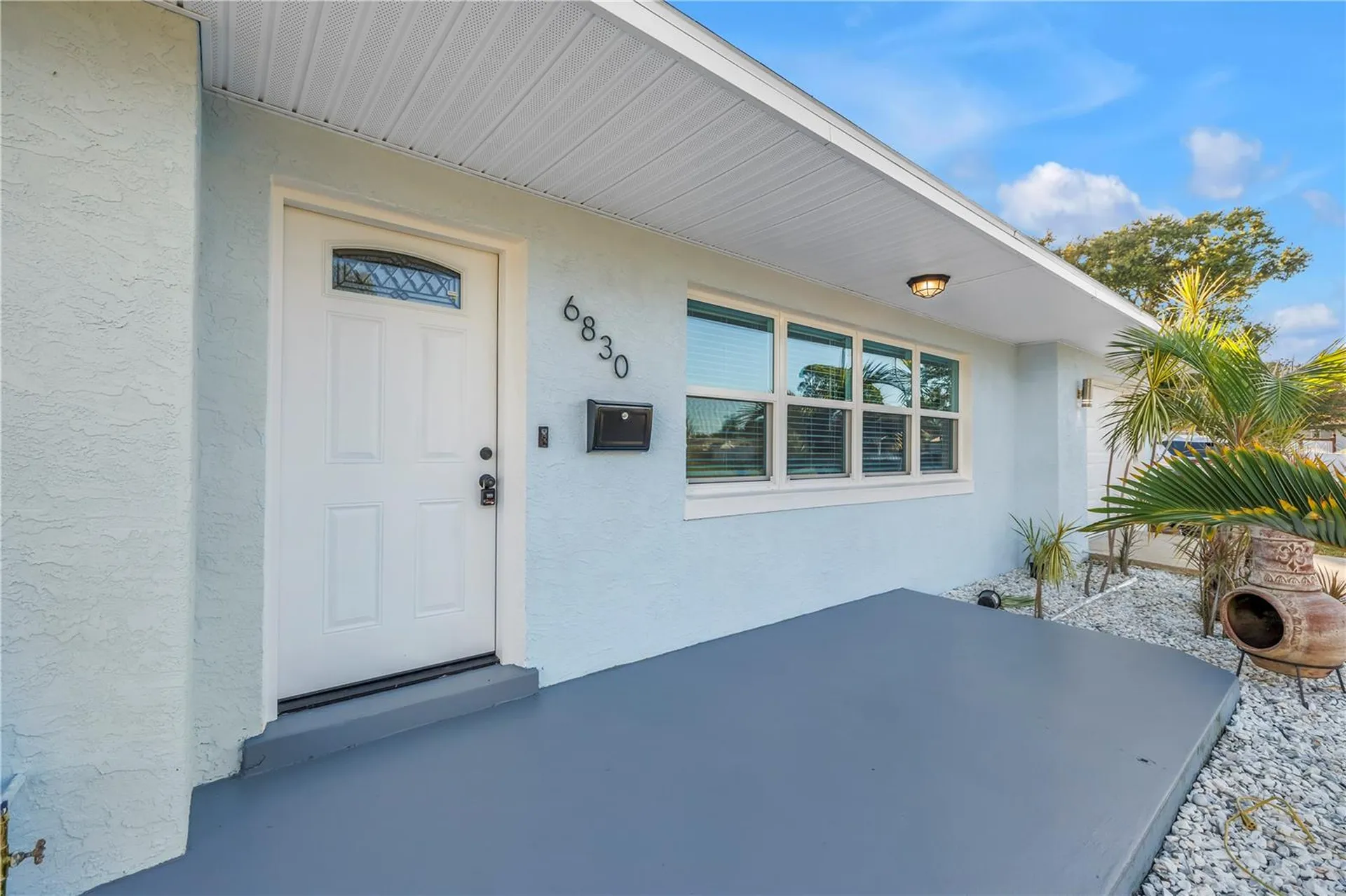 6830 35th Avenue N St Petersburg FL 33710