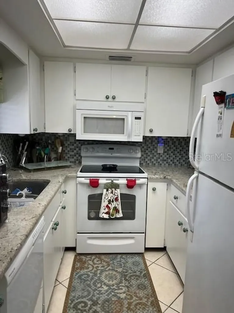 3751 S School Avenue Sarasota FL 34239