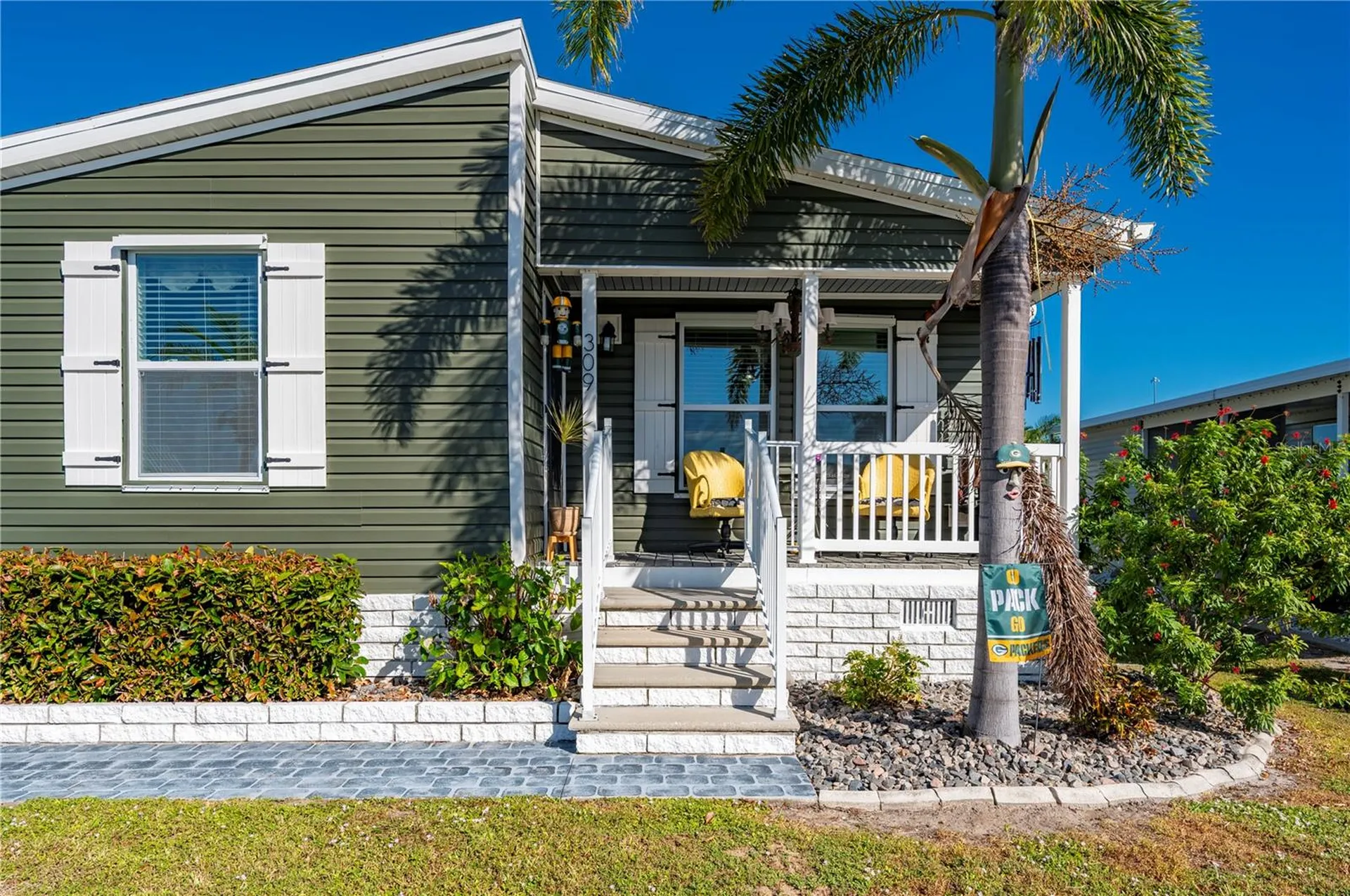 1000 Kings Highway Port Charlotte FL 33980