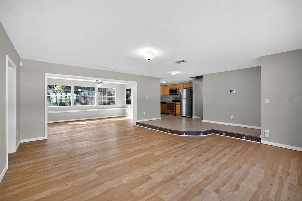 3711 Pinellas Avenue Safety Harbor FL 34695