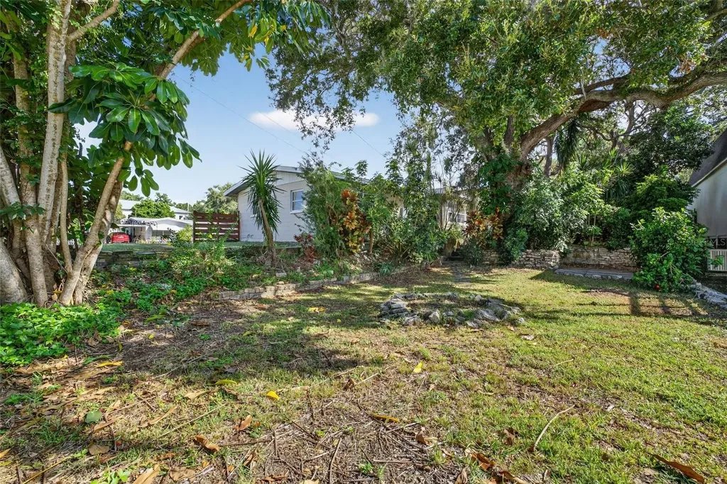 3711 Pinellas Avenue Safety Harbor FL 34695