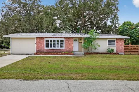 3711 Pinellas Avenue Safety Harbor FL 34695
