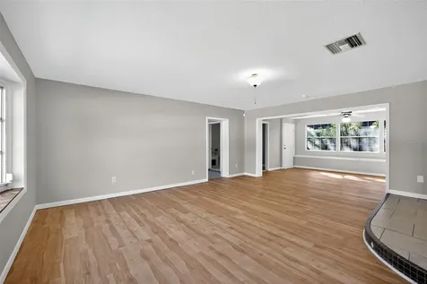 3711 Pinellas Avenue Safety Harbor FL 34695