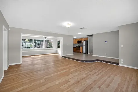 3711 Pinellas Avenue Safety Harbor FL 34695