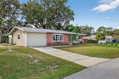 3711 Pinellas Avenue Safety Harbor FL 34695