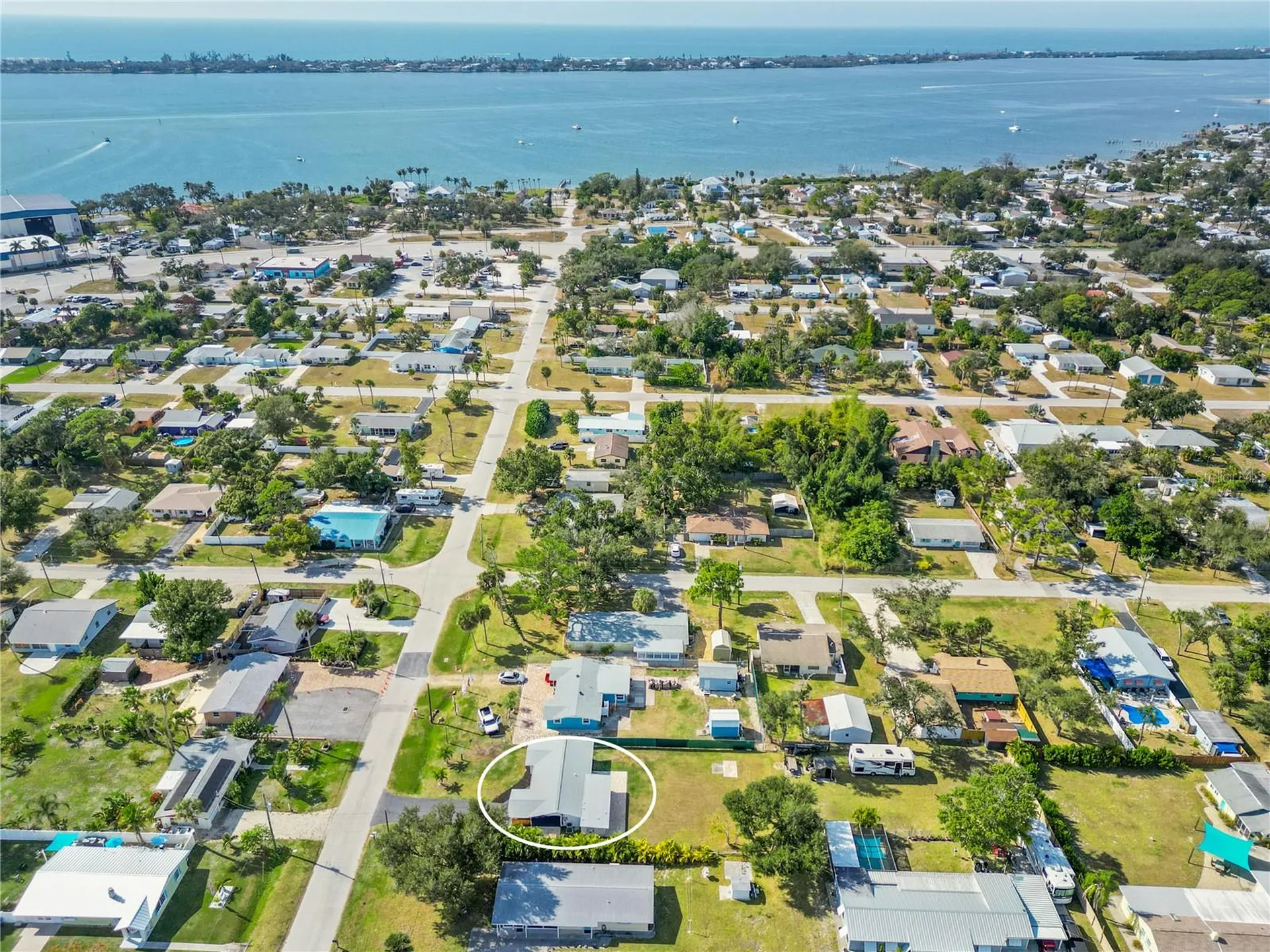 180 E Horton Avenue Englewood FL 34223