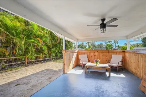 180 E Horton Avenue Englewood FL 34223