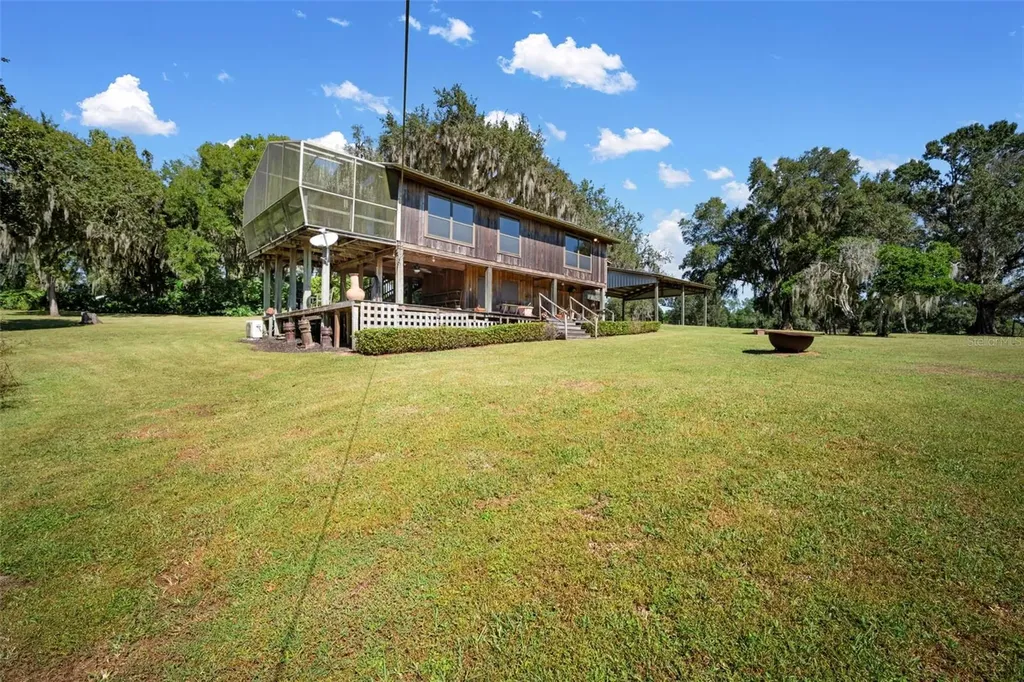 32854 Lister Road Dade City FL 33523