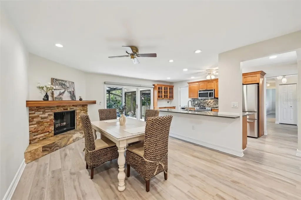3880 Wilshire Circle Sarasota FL 34238