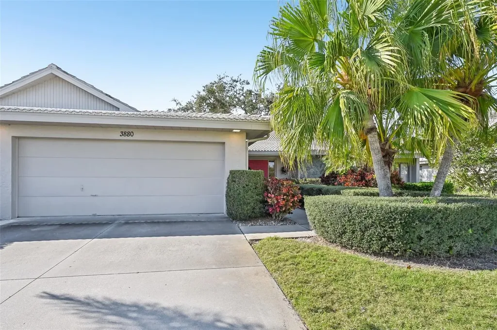 3880 Wilshire Circle Sarasota FL 34238