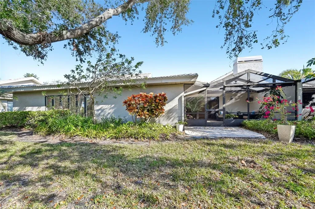 3880 Wilshire Circle Sarasota FL 34238