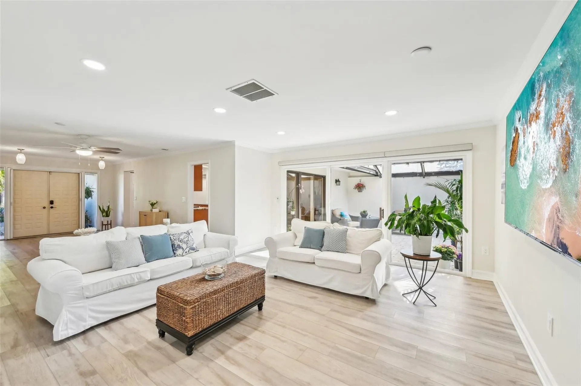 3880 Wilshire Circle Sarasota FL 34238