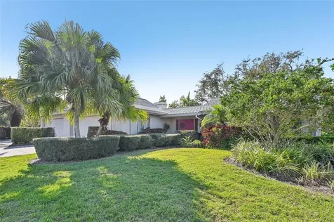 3880 Wilshire Circle Sarasota FL 34238