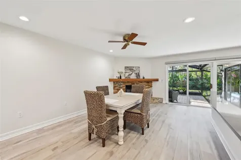 3880 Wilshire Circle Sarasota FL 34238