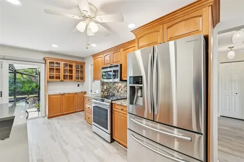 3880 Wilshire Circle Sarasota FL 34238