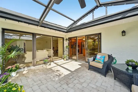3880 Wilshire Circle Sarasota FL 34238