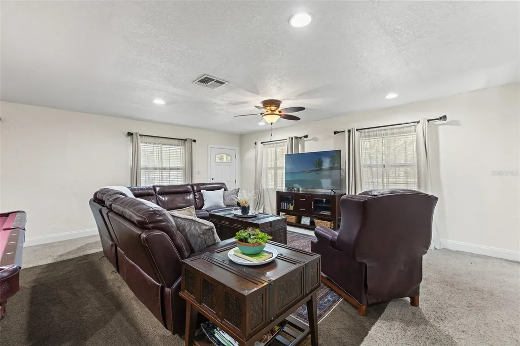 17504 Thomas Boulevard Hudson FL 34667