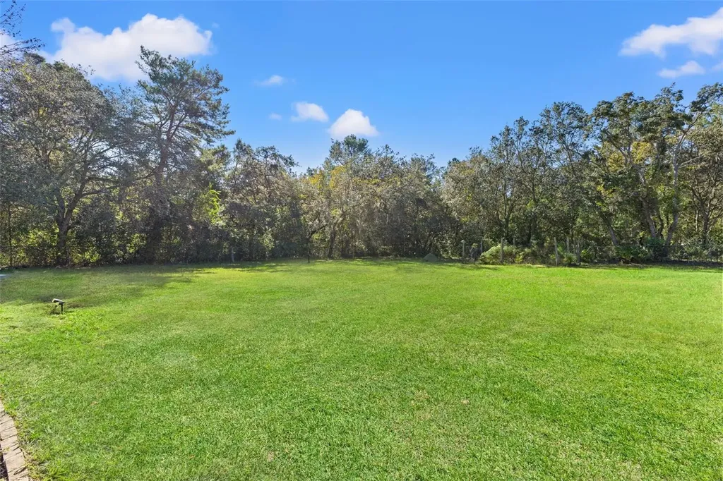 17504 Thomas Boulevard Hudson FL 34667