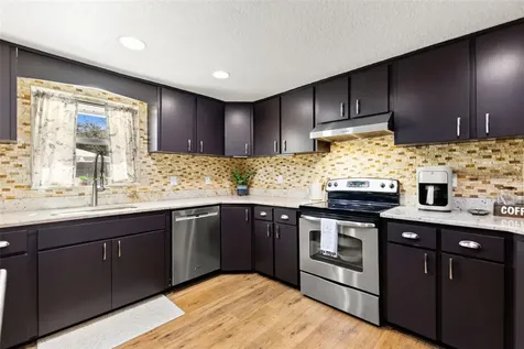 17504 Thomas Boulevard Hudson FL 34667